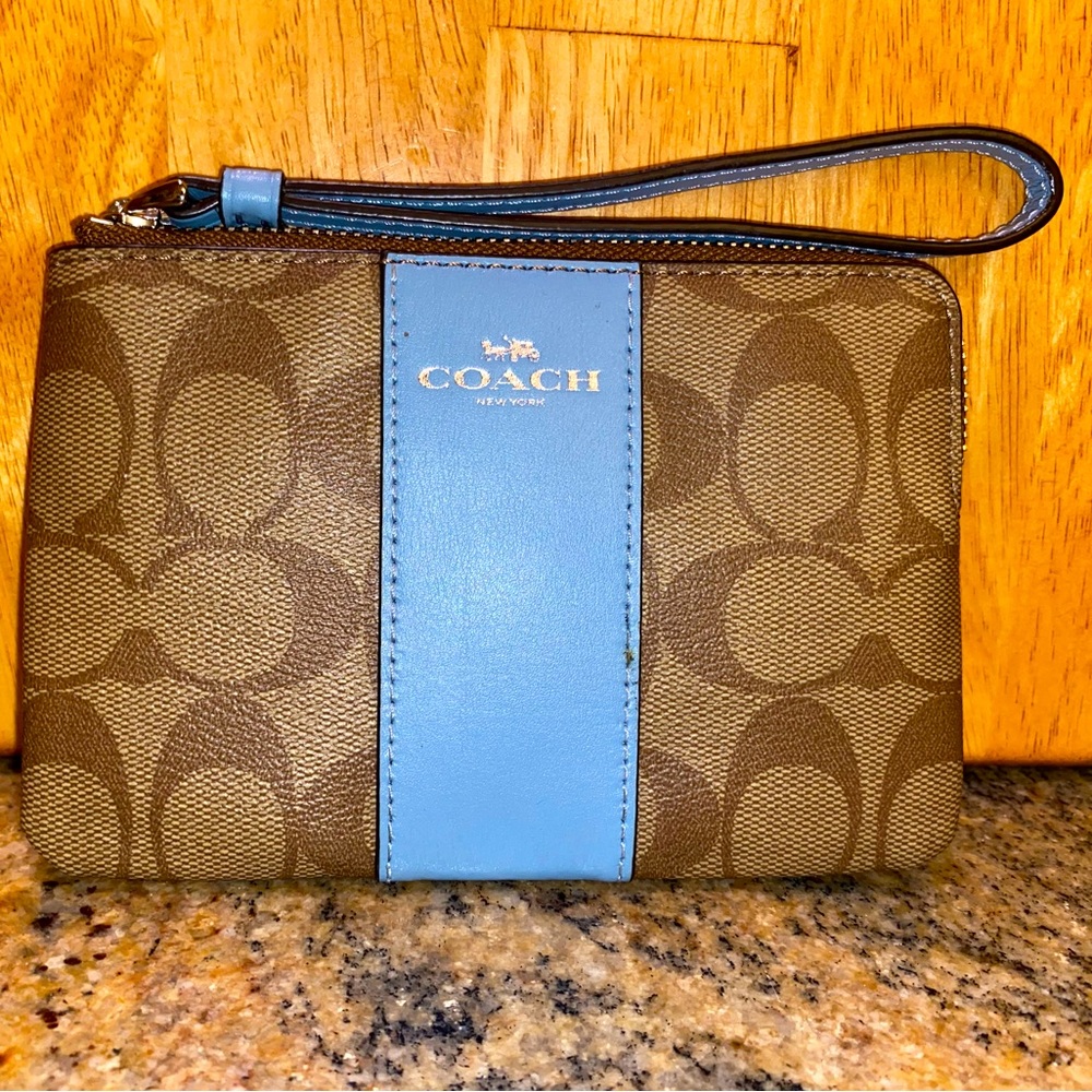 EUC Coach monogram corner zip wristlet